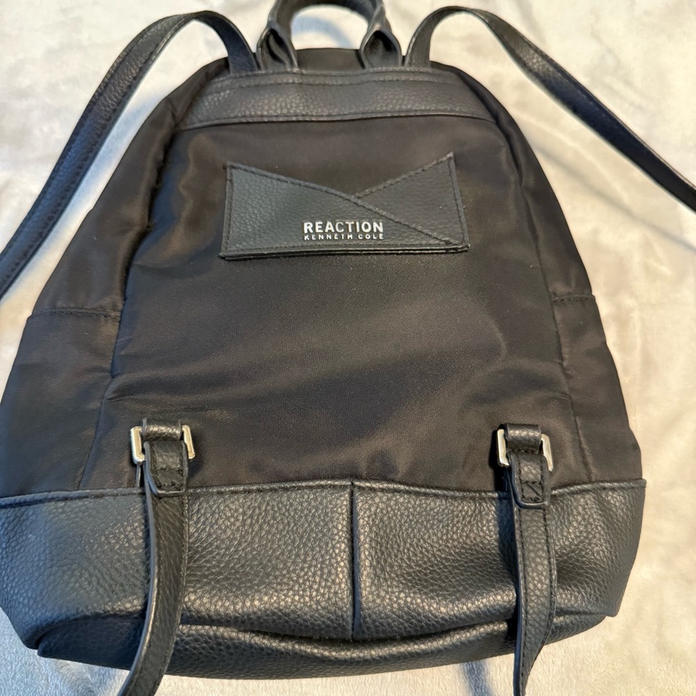 Kenneth Cole Reaction‎ Women's Black Backpack